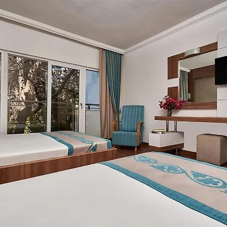 Club Golf Hotel 4*