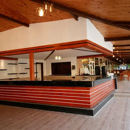 Club Golf 4*