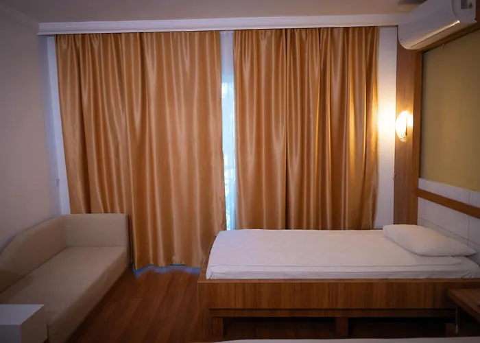 Hotel Club Golf 4*