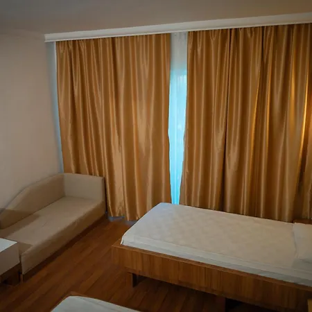 Club Golf Hotel Side