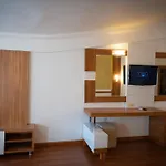Club Golf Hotel Side